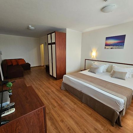 Hotel Sea Vista Sveti Vlas Luaran gambar
