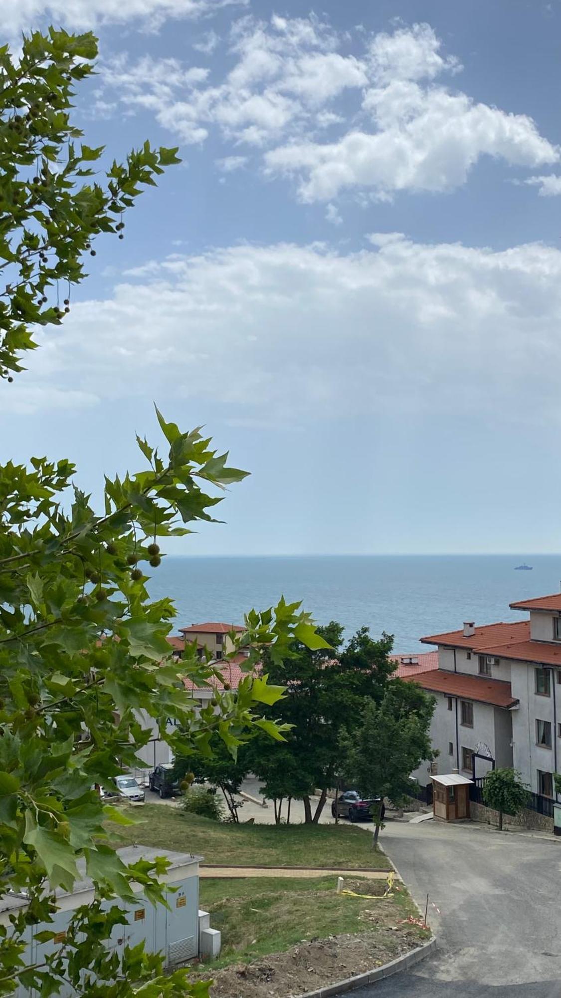 Hotel Sea Vista Sveti Vlas Luaran gambar