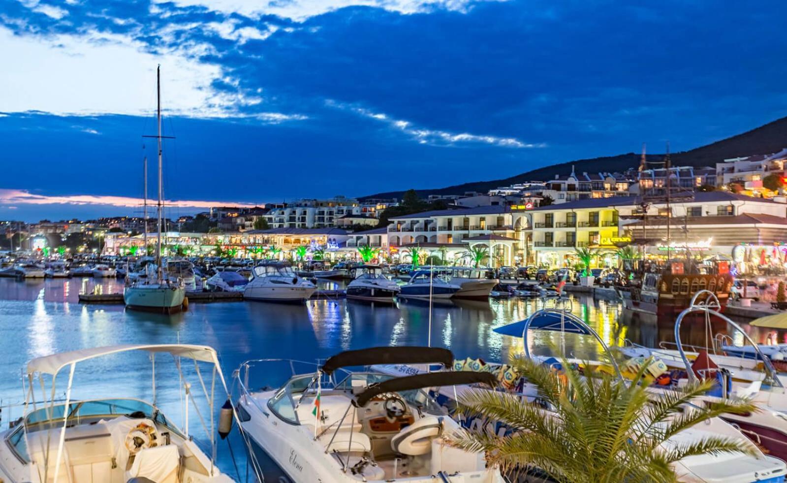 Hotel Sea Vista Sveti Vlas Luaran gambar