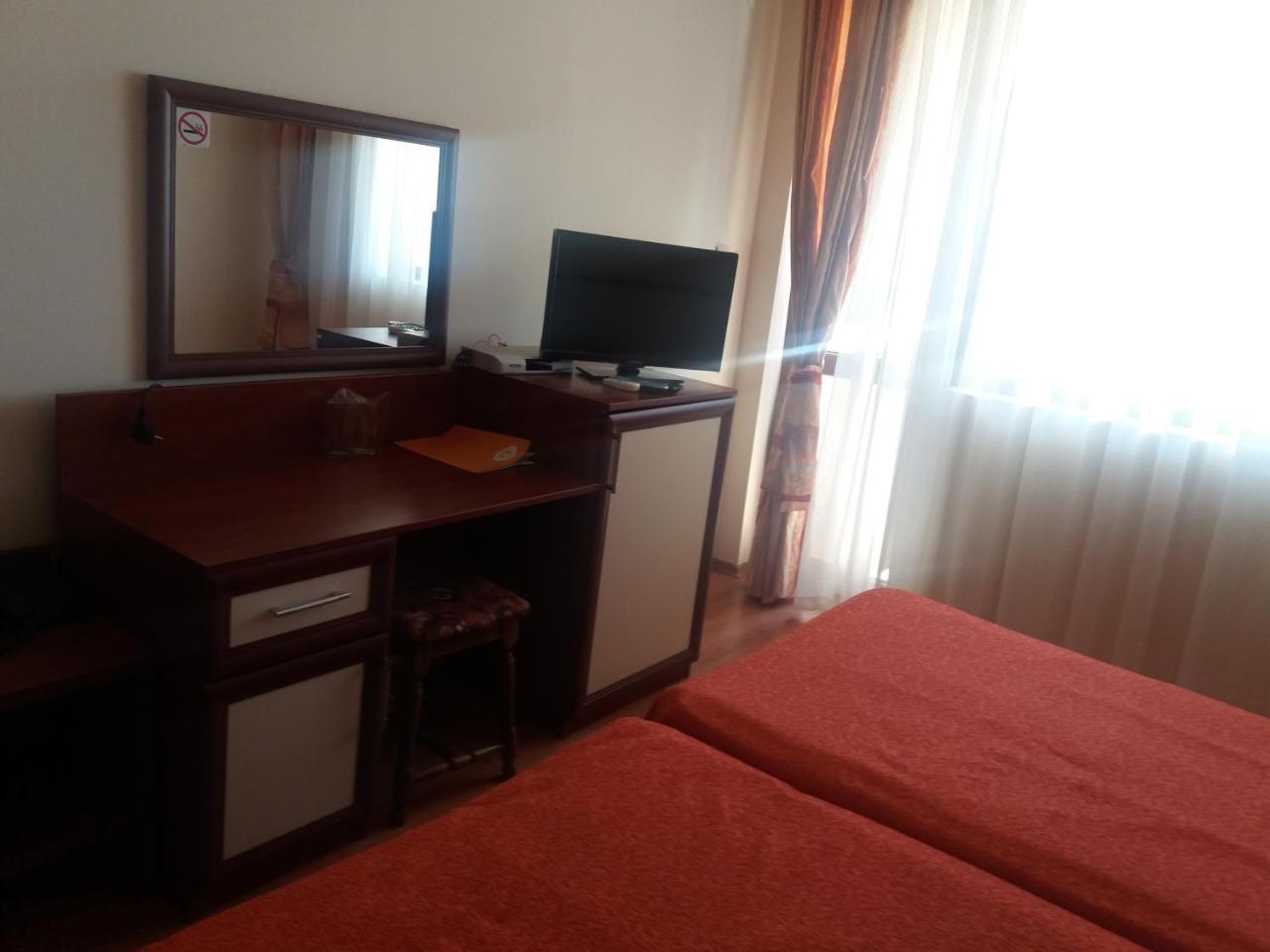 Hotel Sea Vista Sveti Vlas Luaran gambar