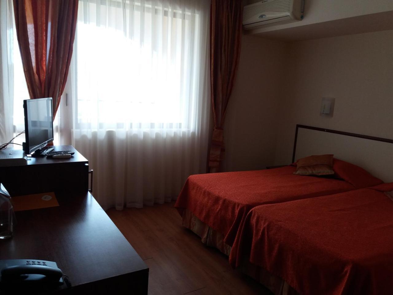 Hotel Sea Vista Sveti Vlas Luaran gambar