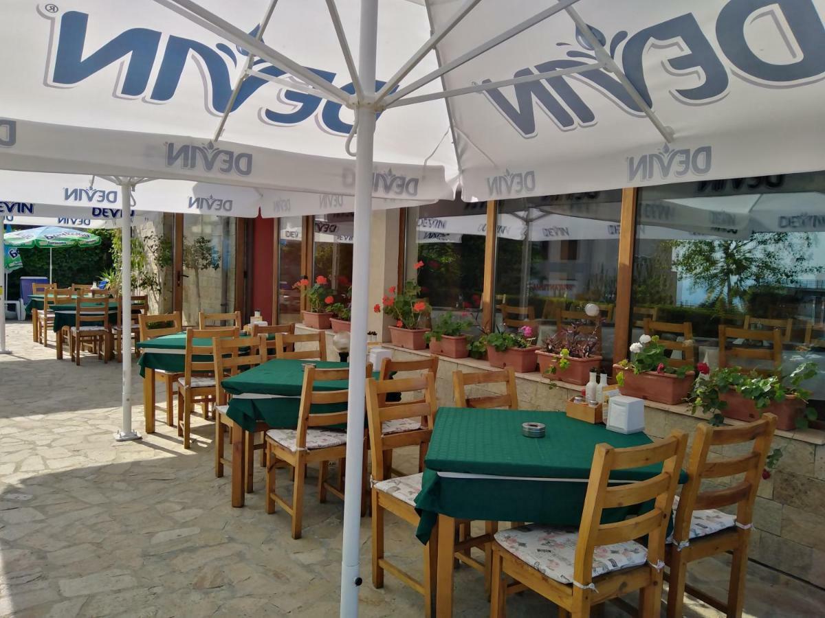 Hotel Sea Vista Sveti Vlas Luaran gambar