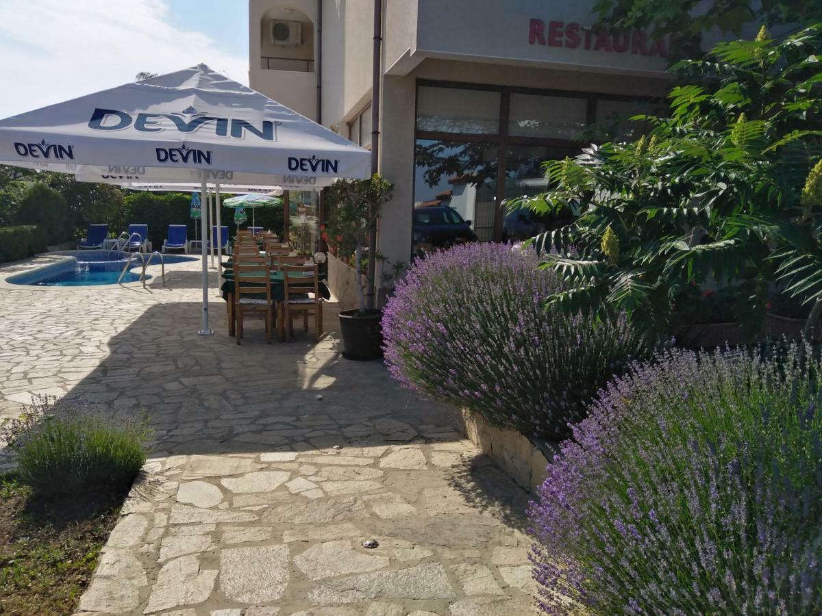 Hotel Sea Vista Sveti Vlas Luaran gambar
