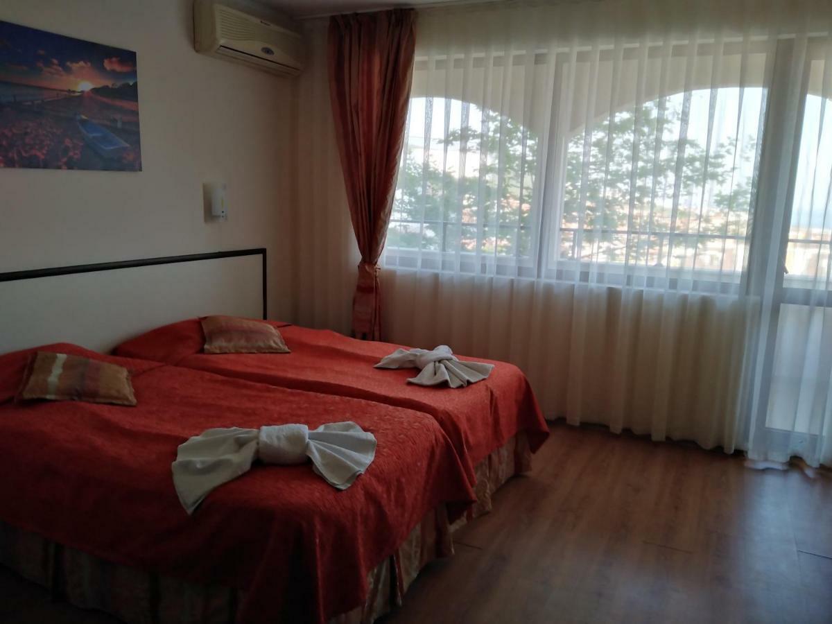 Hotel Sea Vista Sveti Vlas Luaran gambar